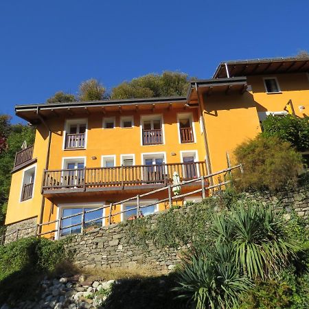 La Nave B&B Monteggio Bagian luar foto