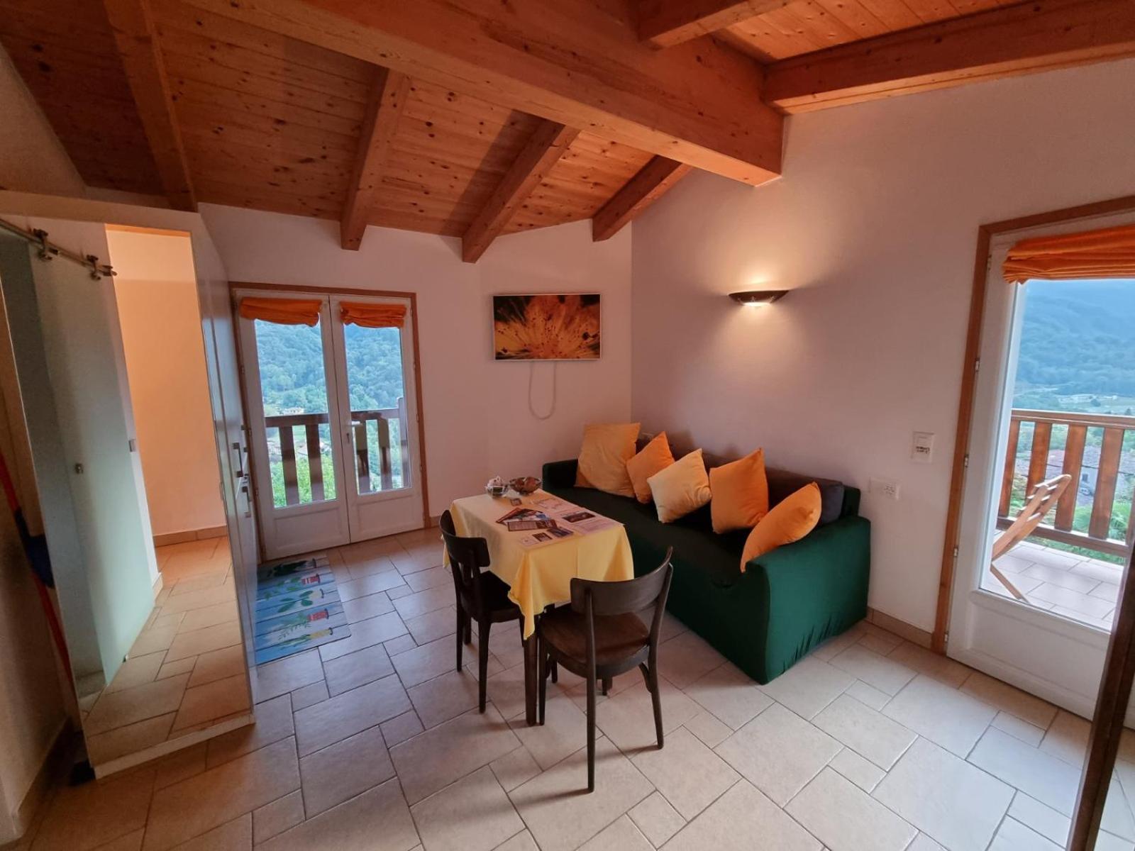 La Nave B&B Monteggio Ruang foto