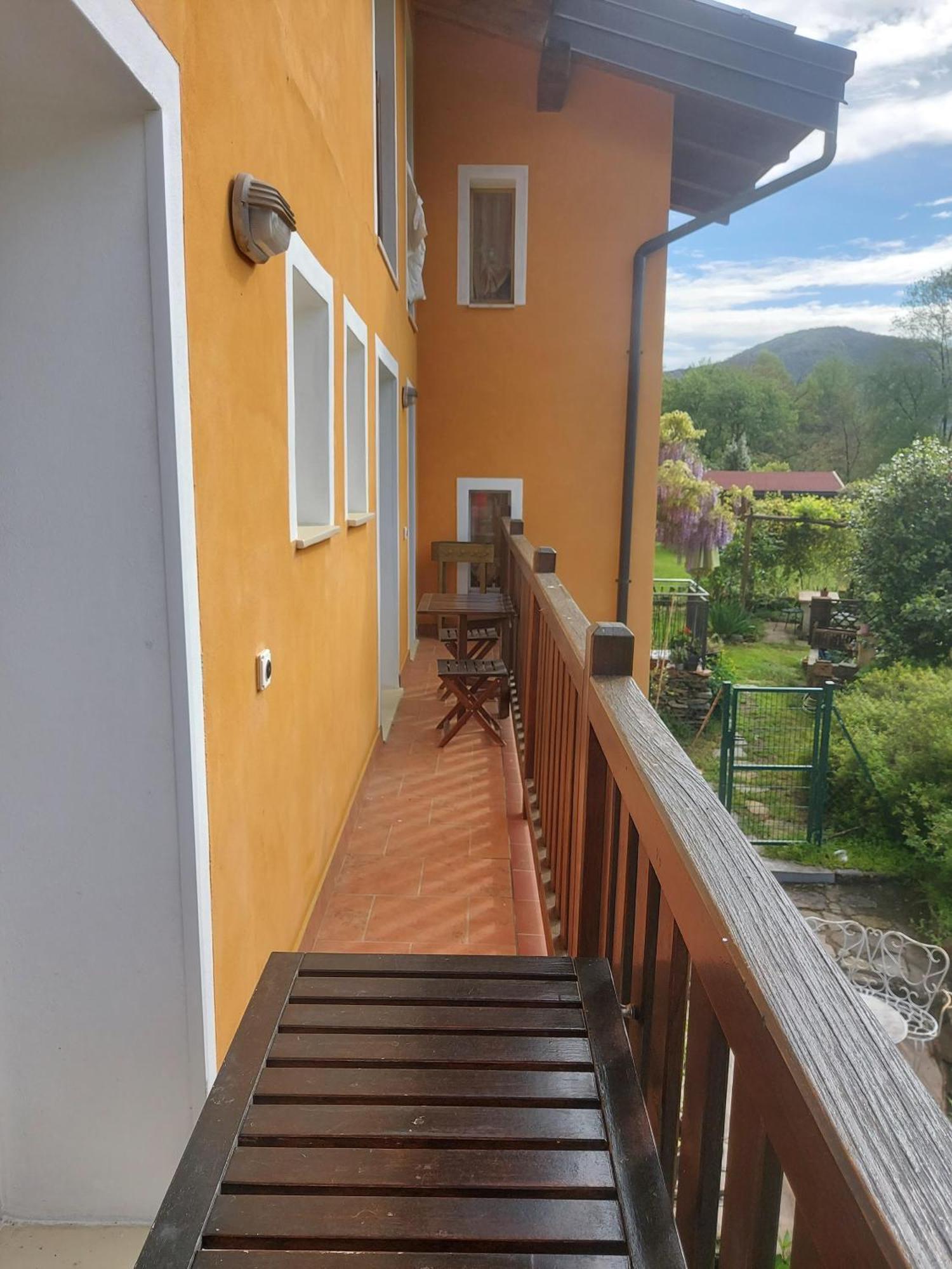 La Nave B&B Monteggio Bagian luar foto
